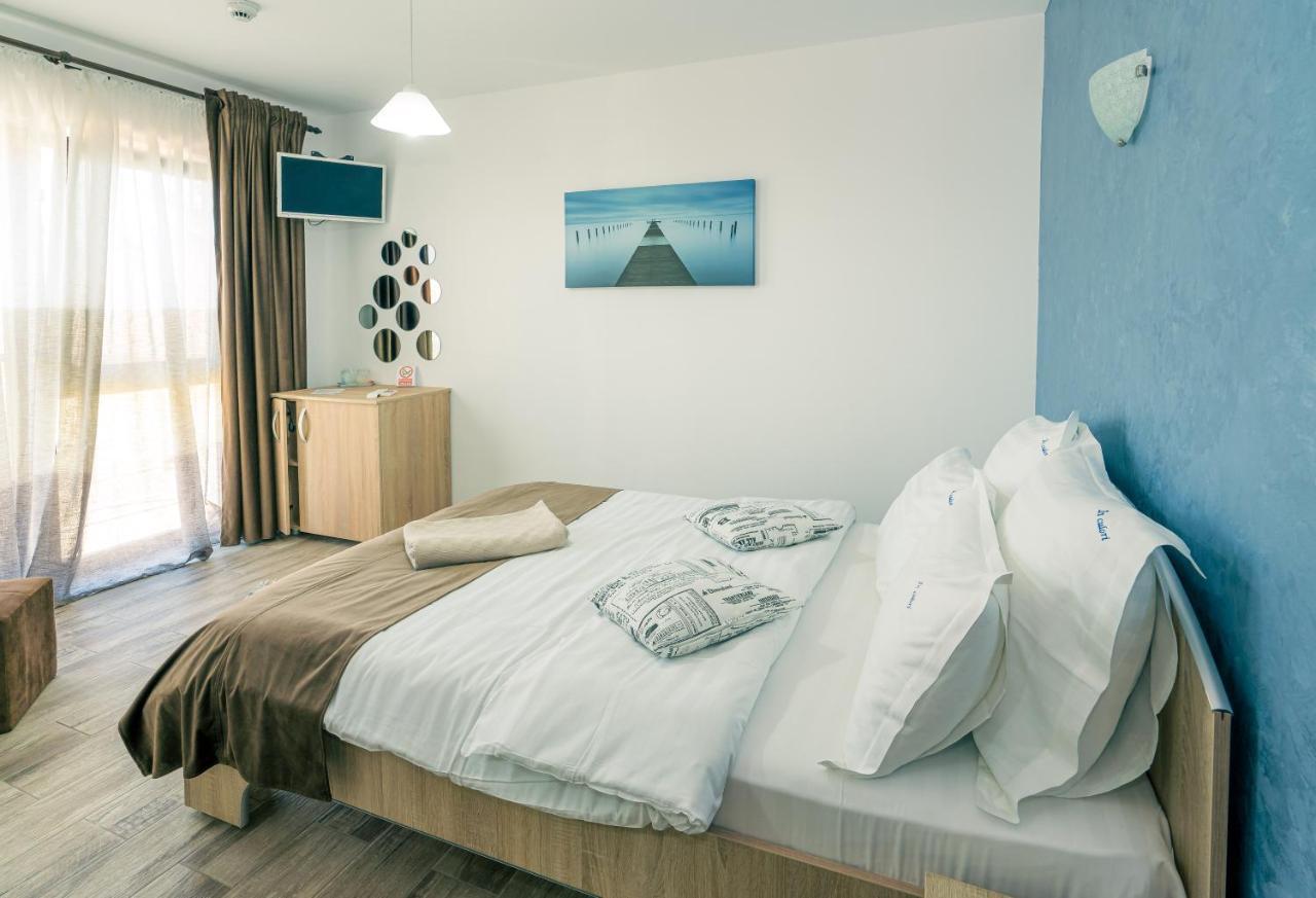 Casa In Culori Vama Veche Hotel ภายนอก รูปภาพ