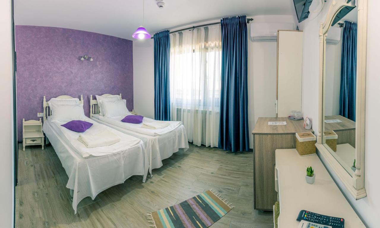 Casa In Culori Vama Veche Hotel ภายนอก รูปภาพ