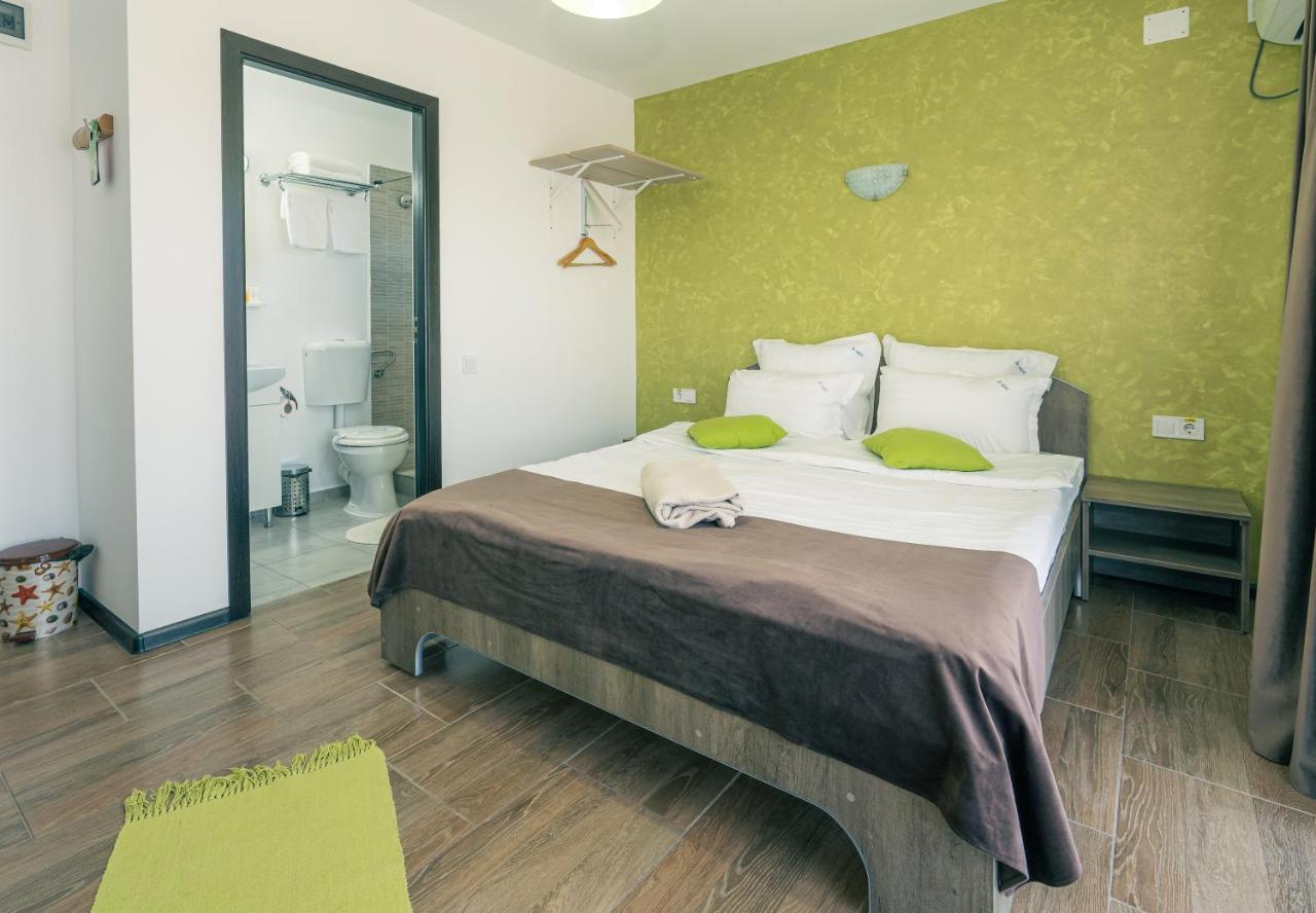 Casa In Culori Vama Veche Hotel ภายนอก รูปภาพ