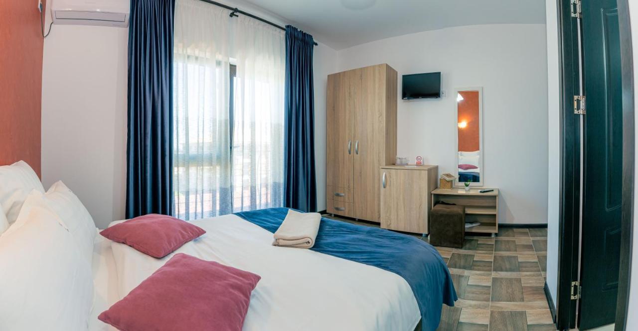 Casa In Culori Vama Veche Hotel ภายนอก รูปภาพ